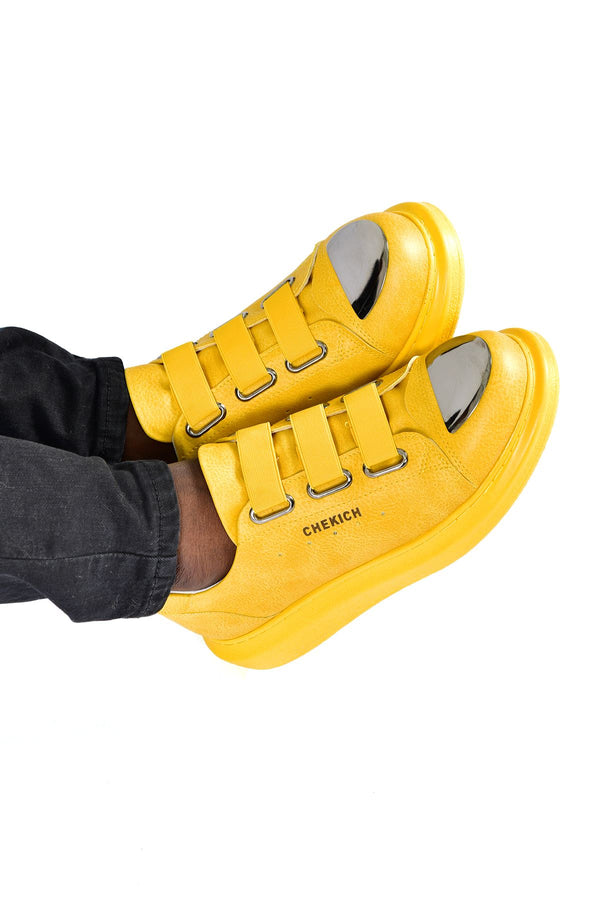 Men's Sneakers & Sports Shoes Yellow KF251