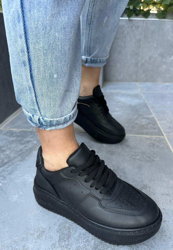 Women's Black Leather Lace-Up Sports Shoes