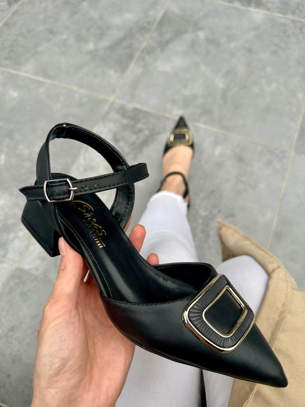 Women's Pawn Black Skin Heeled Shoes